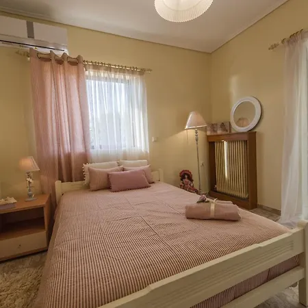 Апартаменты Panoramic Sea View Flat, Near The Beach Каламата